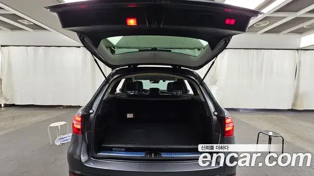 Mercedes-Benz GLC-Class 2018 — ფოტო 8/20