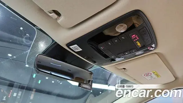 Kia Carnival 2020 — Фото 19/20