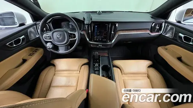 Volvo V60 Cross Country 2021 — ფოტო 9/20