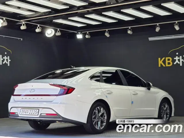 Hyundai Sonata Hybrid 2019 — Photo 5/20