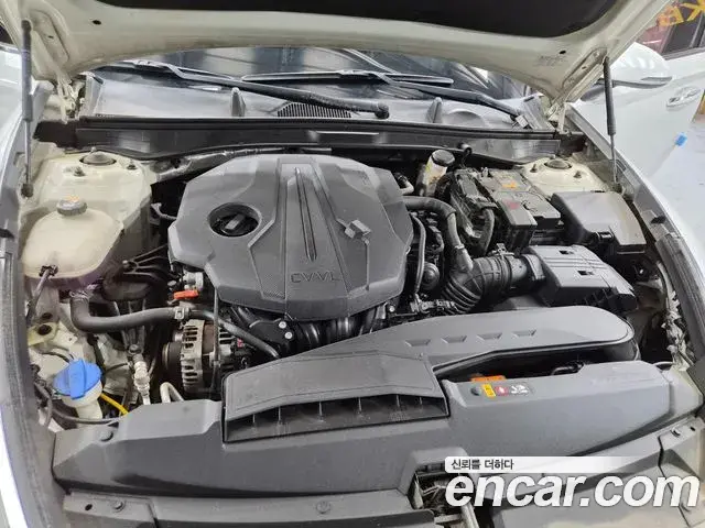 Hyundai Sonata Hybrid 2019 — Photo 3/20