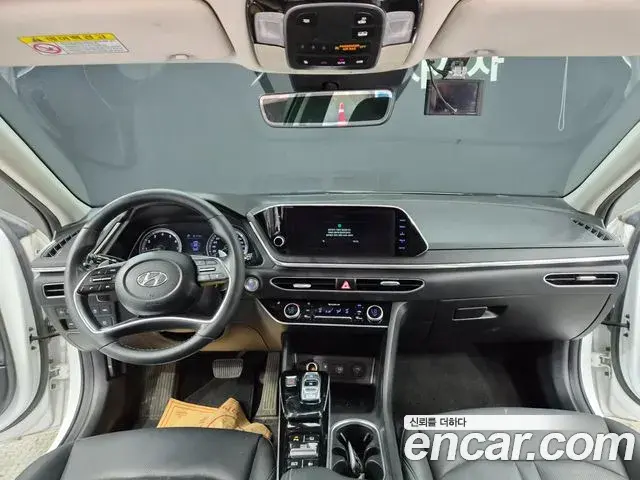 Hyundai Sonata Hybrid 2019 — Photo 7/20