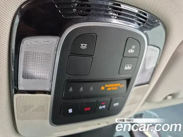 Hyundai Sonata Hybrid 2019 — Photo 12/20