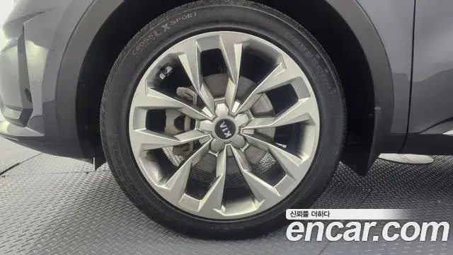 Kia Sorento 2020 — ფოტო 3/20
