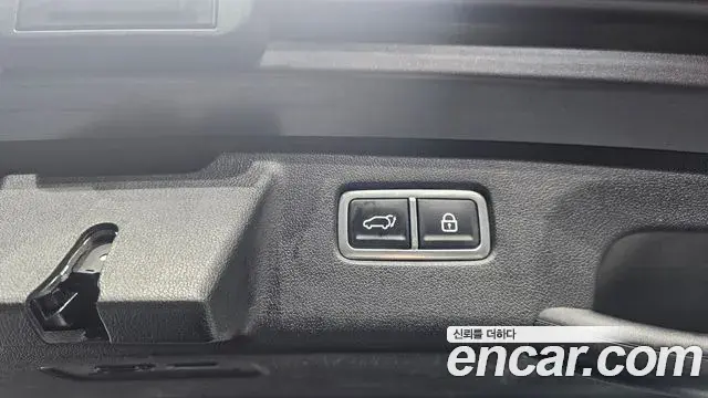 Kia Sorento 2020 — ფოტო 16/20