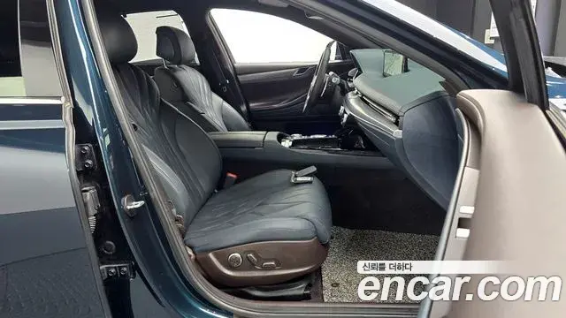 Genesis G80 2022 — Şəkil 19/20