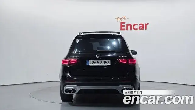 Mercedes-Benz GLB-Class 2022 — Photo 6/20