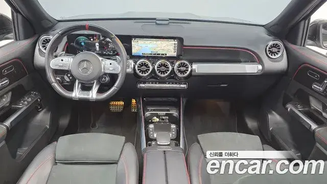 Mercedes-Benz GLB-Class 2022 — Photo 16/20