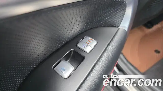 Genesis G70 2018 — Şəkil 13/20