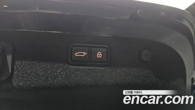Genesis G70 2018 — ფოტო 3/20