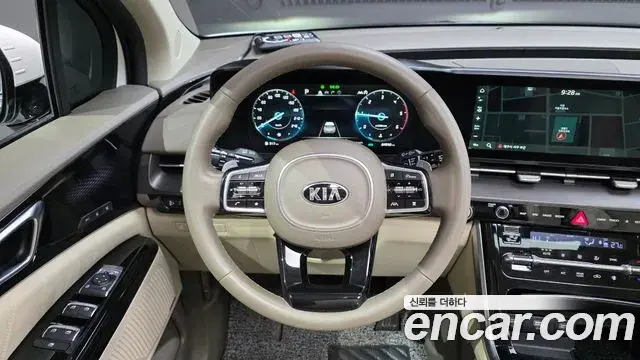 Kia Carnival 2021 — Şəkil 19/20