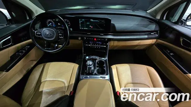 Kia Carnival 2021 — Фото 7/20