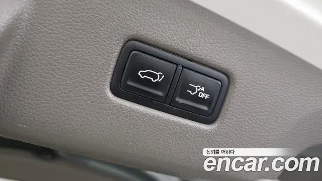 Kia Carnival 2022 — Фото 17/20