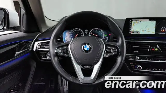 BMW 5 Series 2018 — Photo 5/20