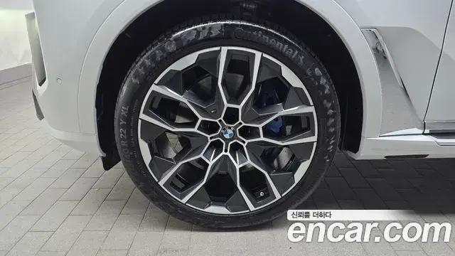 BMW X7 2025 — Photo 5/20