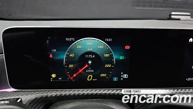 Mercedes-Benz A-Class 2020 — Şəkil 9/20