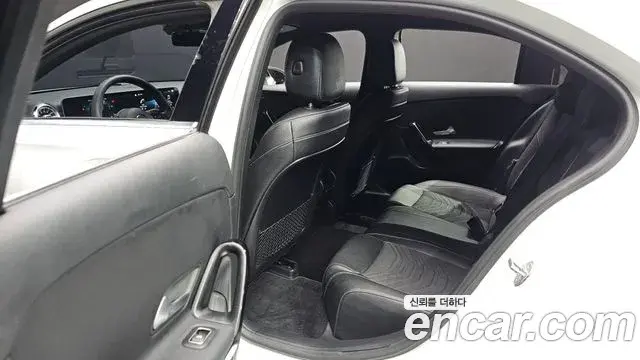 Mercedes-Benz A-Class 2020 — Şəkil 11/20