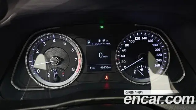 Hyundai Sonata Hybrid 2019 — Şəkil 9/20