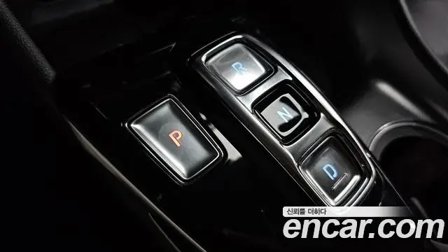 Hyundai Sonata Hybrid 2019 — Şəkil 18/20