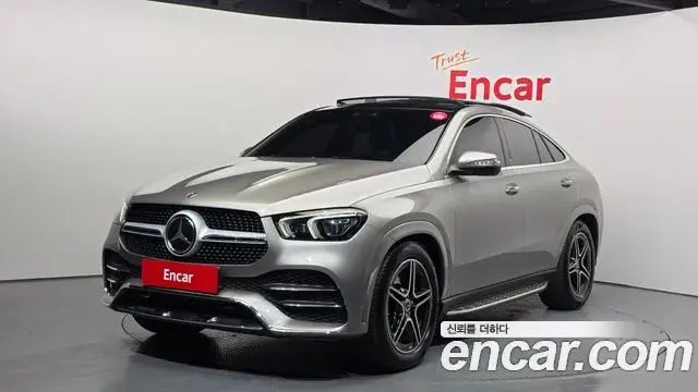 Mercedes-Benz GLE-Class 2021 — Фото 1/20