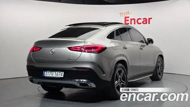 Mercedes-Benz GLE-Class 2021 — Фото 2/20