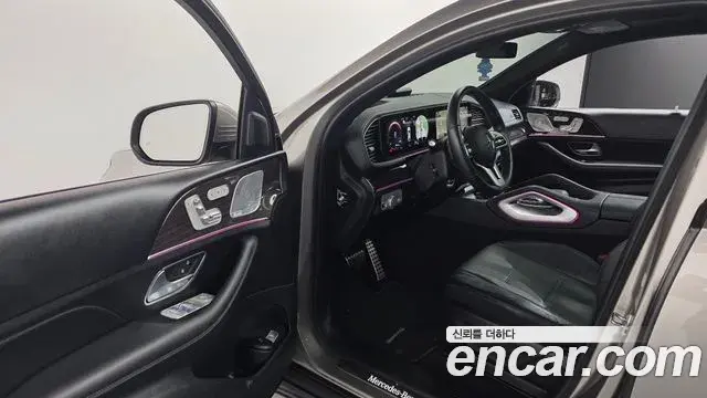 Mercedes-Benz GLE-Class 2021 — Фото 13/20