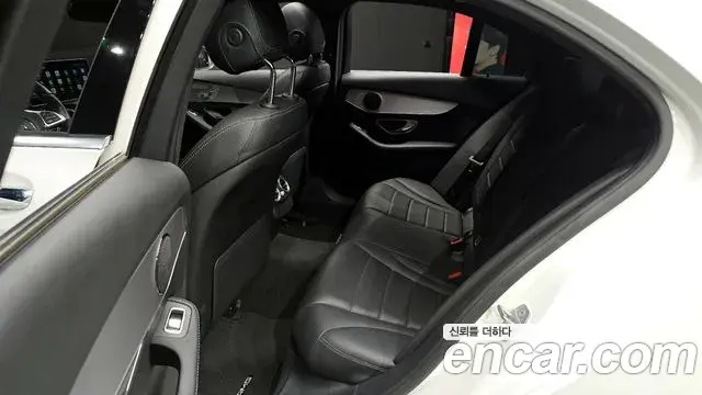 Mercedes-Benz C-Class 2018 — Şəkil 6/20