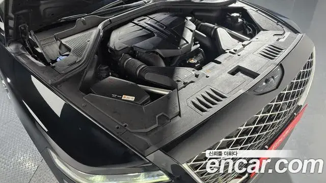 Genesis GV80 2020 — Photo 1/20