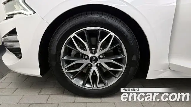 Kia K5 2020 — ფოტო 12/20
