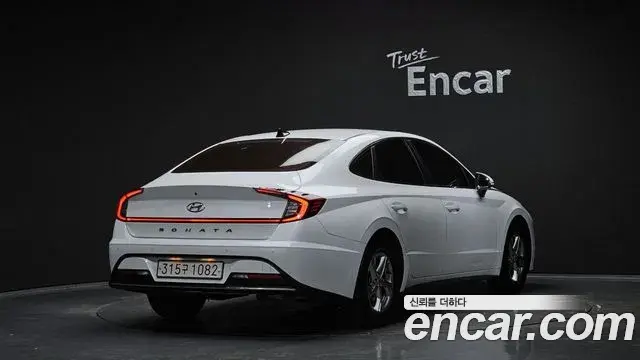 Hyundai Sonata Hybrid 2019 — ფოტო 18/20