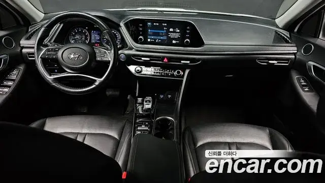 Hyundai Sonata Hybrid 2019 — ფოტო 8/20