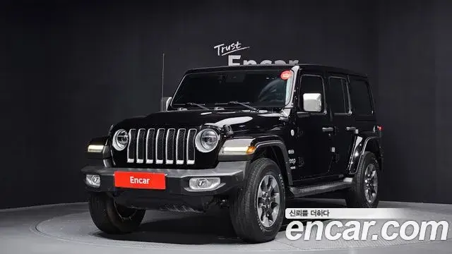 Jeep Wrangler 2022 — ფოტო 2/20