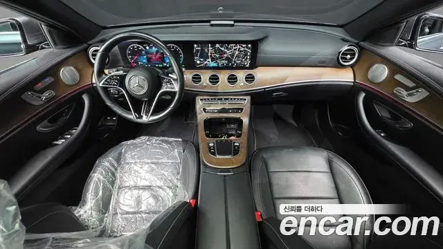 Mercedes-Benz E-Class 2021 — Şəkil 10/20
