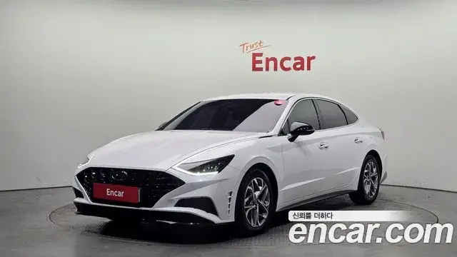 Hyundai Sonata 2022 — Фото 1/20