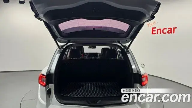 Renault Samsung QM6 2019 — ფოტო 17/20