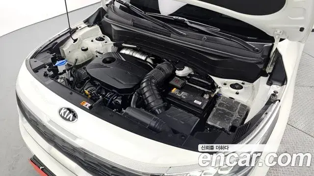 Kia Seltos 2020 — ფოტო 11/20