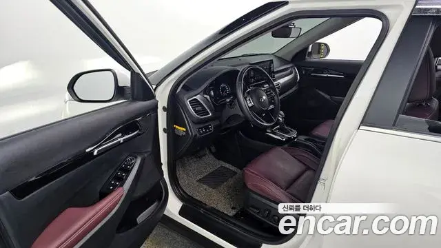 Kia Seltos 2020 — ფოტო 6/20