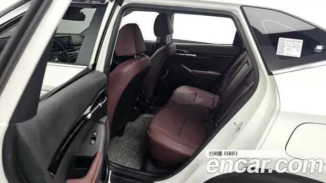 Kia Seltos 2020 — ფოტო 3/20