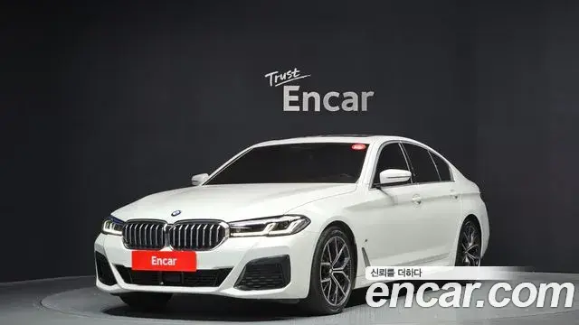 BMW 5 Series 2023 — Photo 13/20