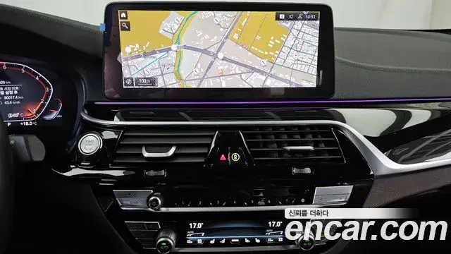 BMW 5 Series 2023 — Photo 6/20