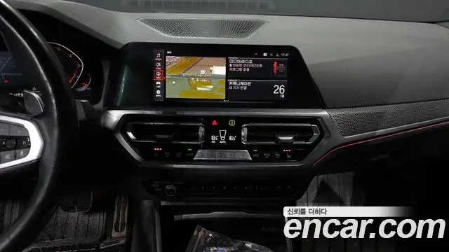 BMW 3 Series 2021 — ფოტო 10/20