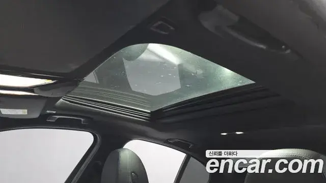 BMW 3 Series 2021 — ფოტო 8/20
