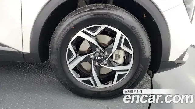 Kia Sportage 2022 — Şəkil 7/32