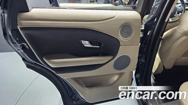 Land Rover Range Rover Evoque 2018 — Şəkil 10/32