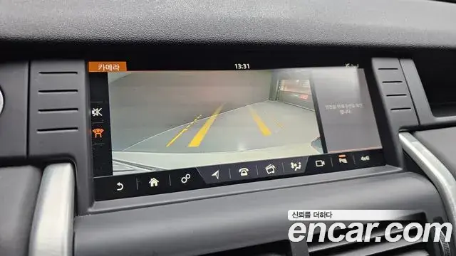 Land Rover Discovery Sport 2018 — Фото 15/20