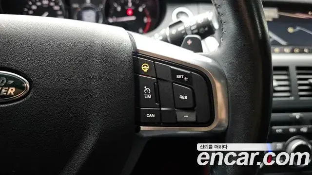 Land Rover Discovery Sport 2018 — Фото 17/20