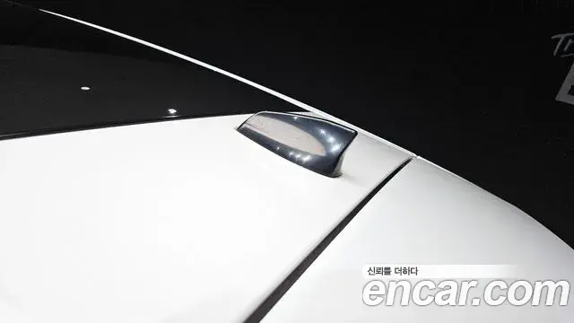 Land Rover Discovery Sport 2018 — Şəkil 29/30