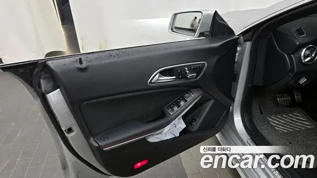 Mercedes-Benz CLA-Class 2018 — ფოტო 26/30