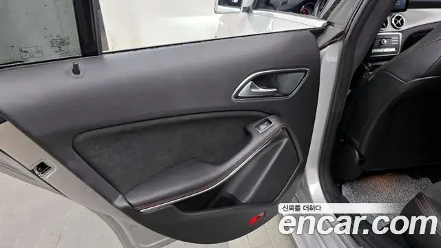 Mercedes-Benz CLA-Class 2018 — ფოტო 10/30