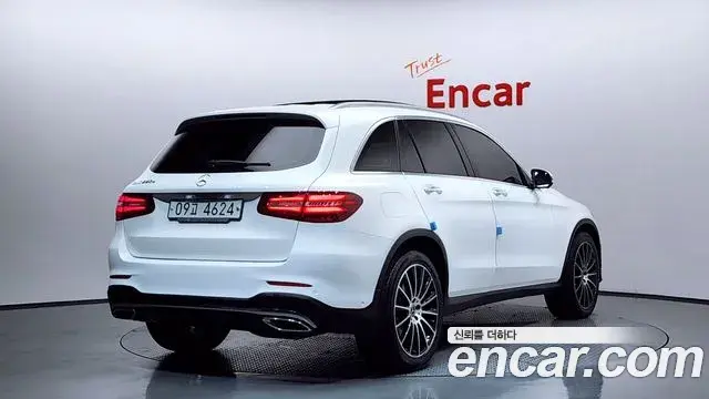 Mercedes-Benz GLC-Class 2018 — Фото 2/20